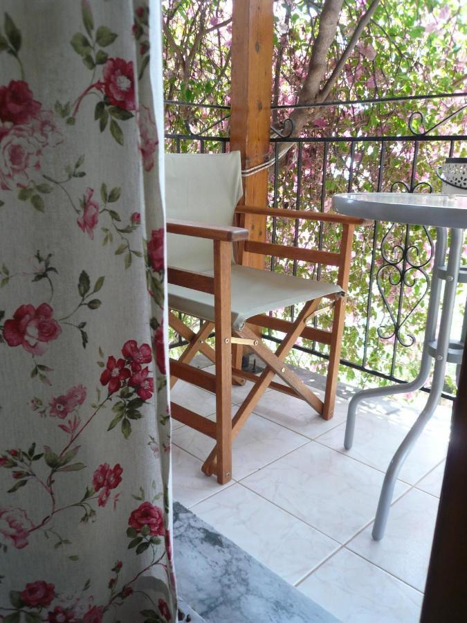Iliolithos Rooms カルダミリ エクステリア 写真